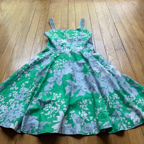 Tuckernuck Size XS Green Floral Low Back Pinafore Fit and Flare Mini Sundress - Picture 3 of 16